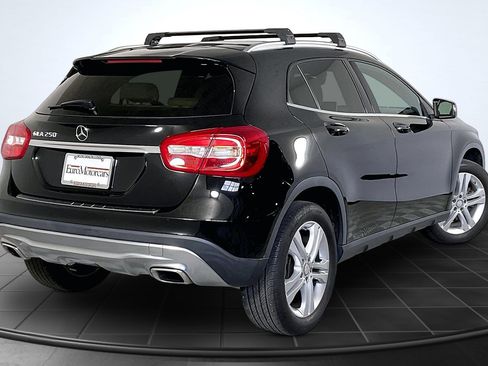 Used 2017 Mercedes-Benz GLA 250 image 2