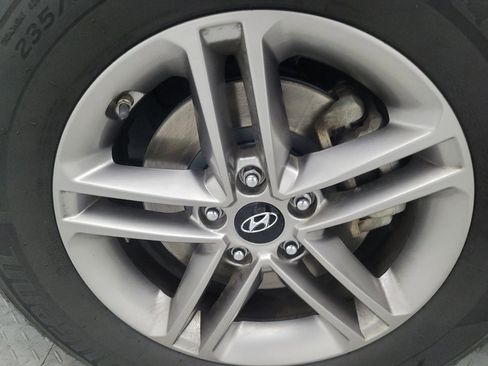 Used 2018 Hyundai Santa Fe Sport w/ 2.4L Value Package 02 image 31