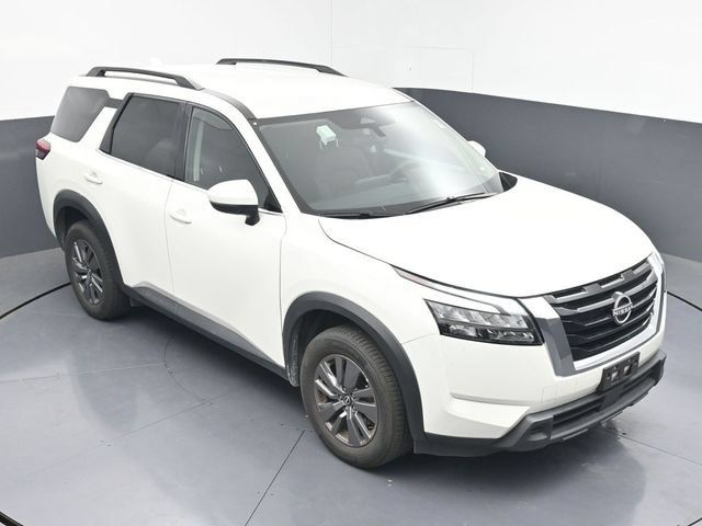 Used 2024 Nissan Pathfinder SV FWD image 23