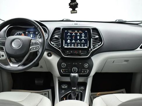 Used 2019 Jeep Cherokee Limited w/ Technology Group image 19