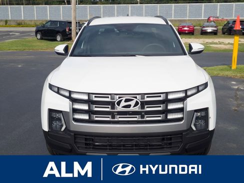 New 2025 Hyundai Santa Cruz SEL image 2