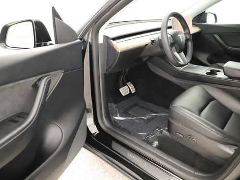 Used 2021 Tesla Model Y Performance AWD/4WD image 14