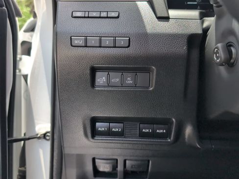 Certified 2025 Lexus GX 550 AWD/4WD image 18