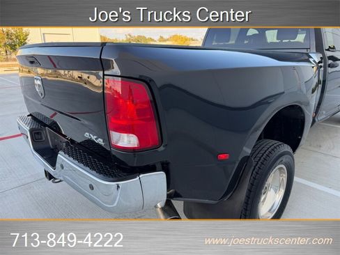 Used 2017 RAM 3500 Tradesman w/ Chrome Appearance Group image 44