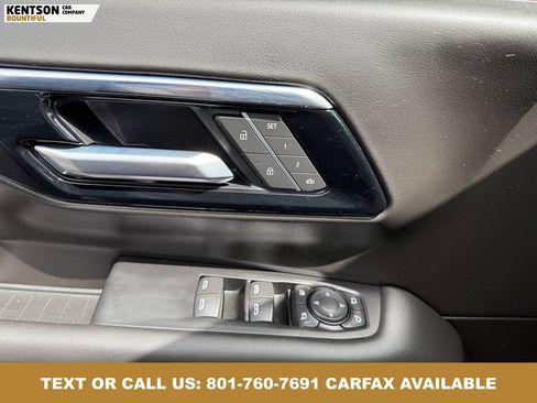 Used 2025 Chevrolet Suburban RST w/ Comfort Package AWD/4WD image 19