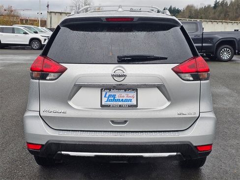 Used 2018 Nissan Rogue SL w/ Premium Package image 6