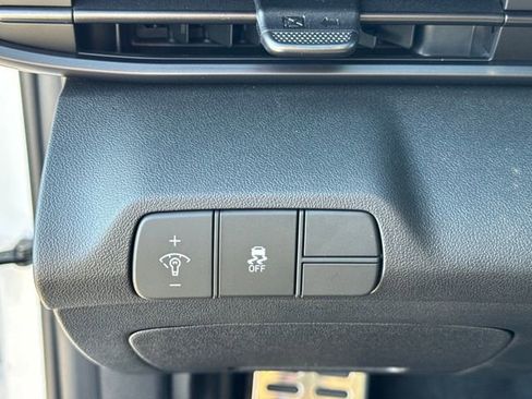 New 2026 Hyundai Elantra SEL Sport Premium FWD image 25