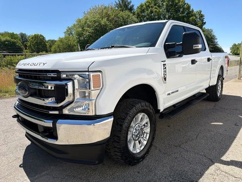 Used 2022 Ford F250 XLT AWD/4WD image 6