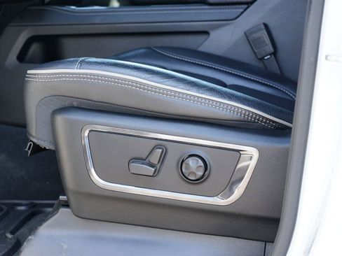 Used 2023 RAM 1500 Limited image 15