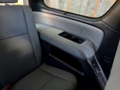 Used 2011 Toyota Sequoia Limited AWD/4WD image 47