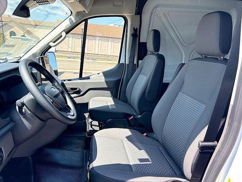 New 2026 Ford Transit 250 148 Medium Roof RWD image 11