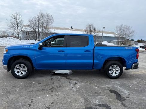 Used 2025 Chevrolet Silverado 1500 LT AWD/4WD image 2