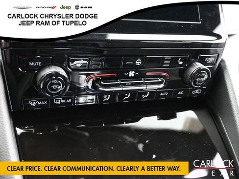 New 2025 Jeep Grand Cherokee Altitude image 24