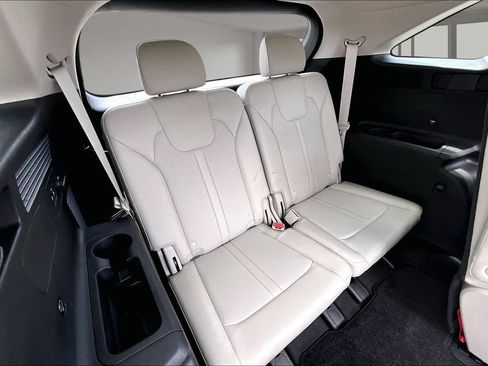 Used 2023 Kia Sorento SX FWD image 24