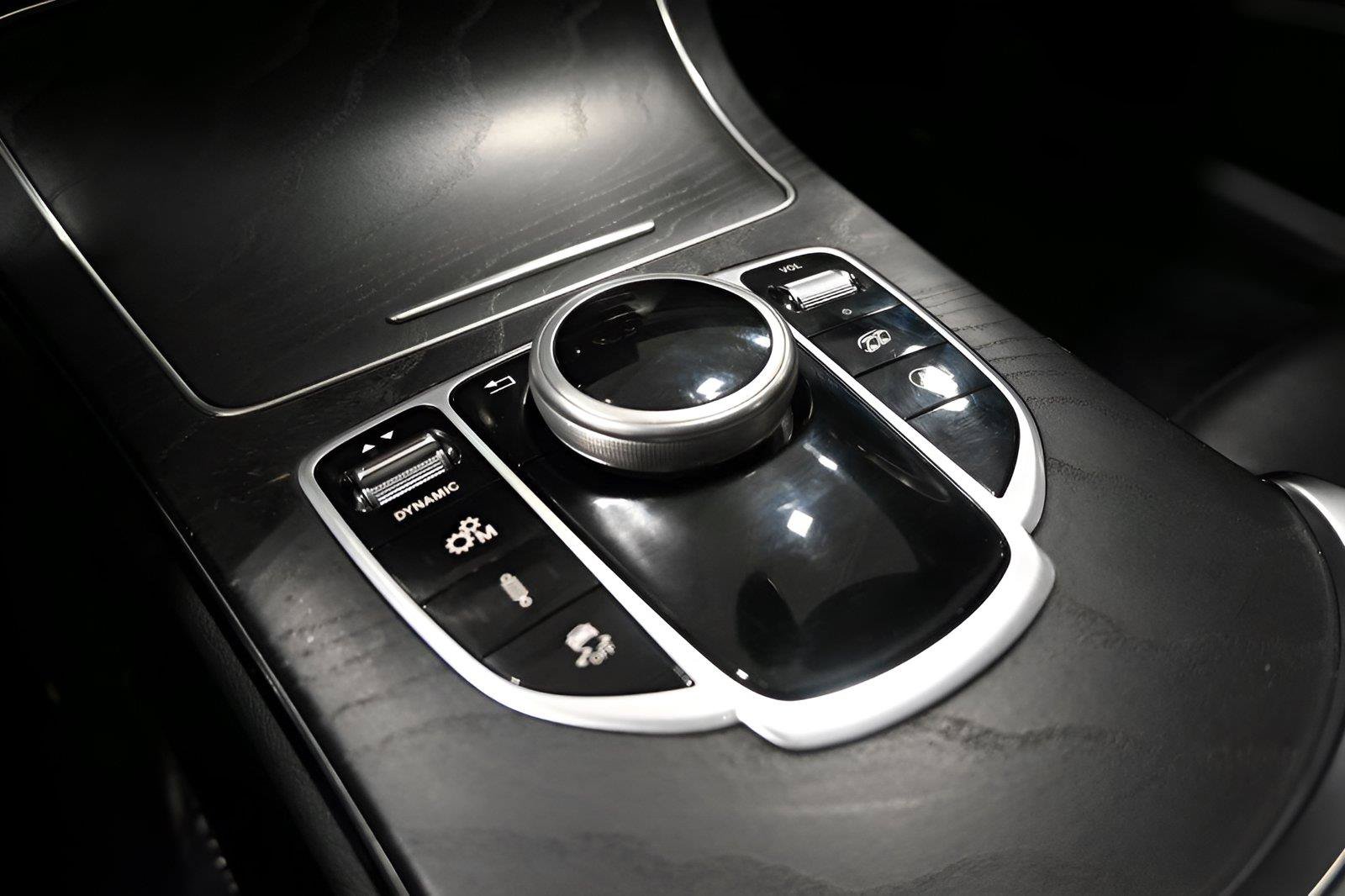 Used 2020 Mercedes-Benz C 43 AMG 4MATIC Sedan image 23