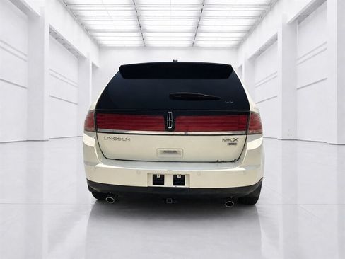 Used 2007 Lincoln MKX AWD image 3