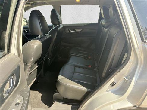 Used 2015 Nissan Rogue SL w/ SL Premium Package AWD/4WD image 13
