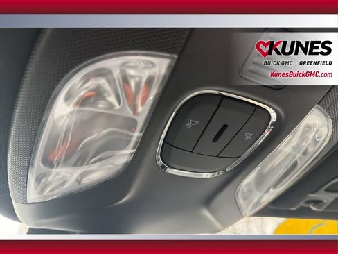 Used 2025 Jeep Compass Latitude image 35