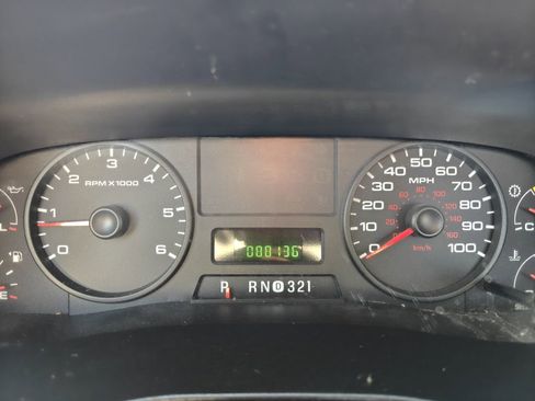 Used 2005 Ford F350 XL image 30