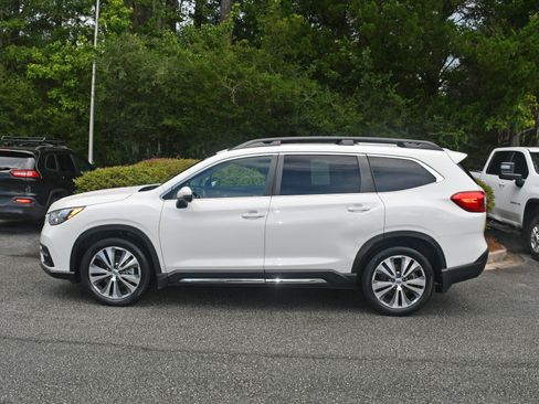 Used 2020 Subaru Ascent Limited w/ Technology Package AWD/4WD image 2