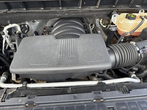 Used 2021 Chevrolet Silverado 1500 RST AWD/4WD image 32
