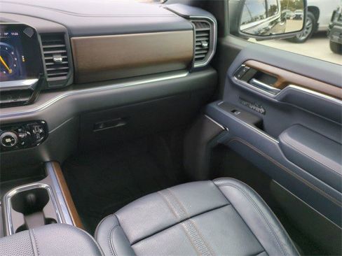 Certified 2024 Chevrolet Silverado 1500 High Country w/ High Country Premium Package image 16
