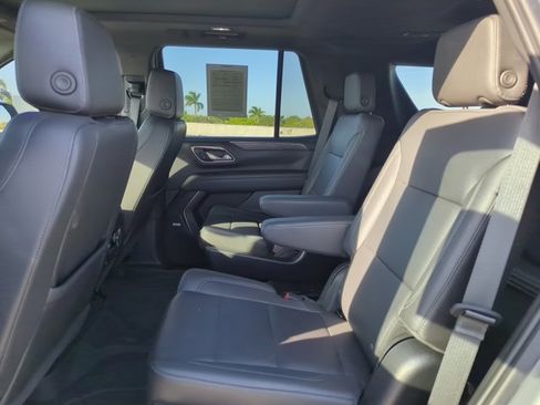 Used 2023 Chevrolet Tahoe LT w/ LT Signature Package image 18