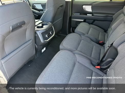 Used 2025 Ford Expedition Max Active AWD/4WD image 12