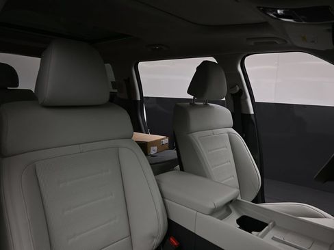 New 2026 Hyundai Santa Fe Calligraphy AWD/4WD image 13