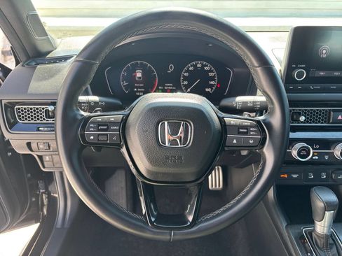 Used 2025 Honda Civic Sport image 27