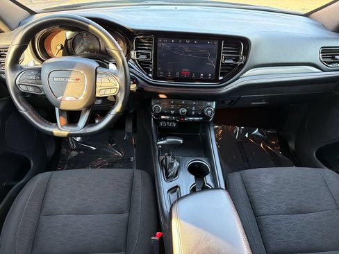 Used 2025 Dodge Durango GT AWD/4WD image 19