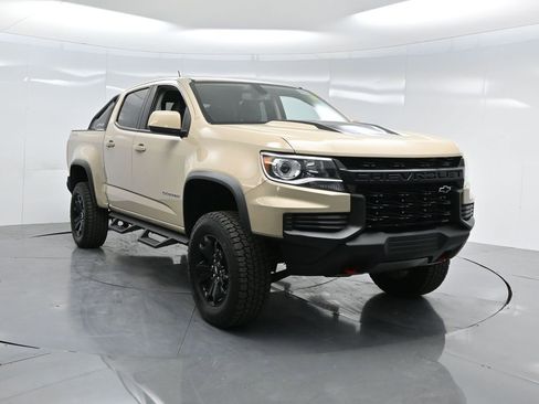 Used 2022 Chevrolet Colorado ZR2 w/ ZR2 Dusk Special Edition image 71