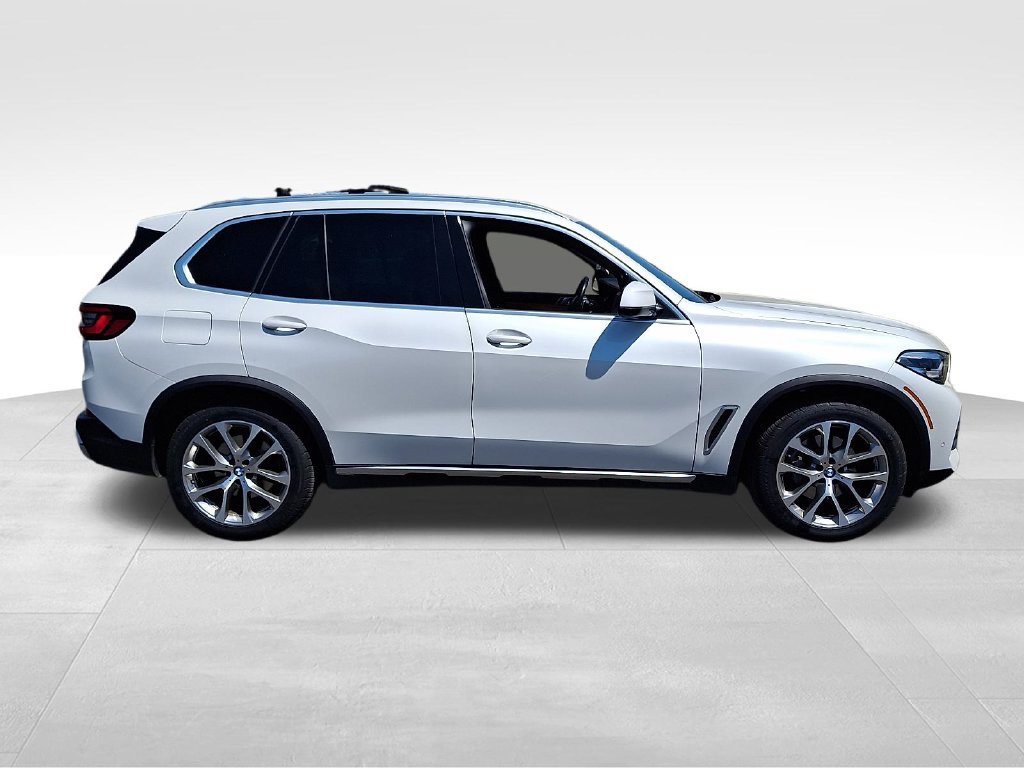 Used 2022 BMW X5 xDrive40i AWD/4WD image 8