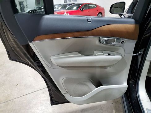 Used 2018 Volvo XC90 T6 Inscription w/ Convenience Package AWD/4WD image 31