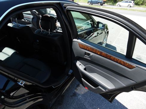 Used 2014 Mercedes-Benz E 350 4MATIC Sedan image 22