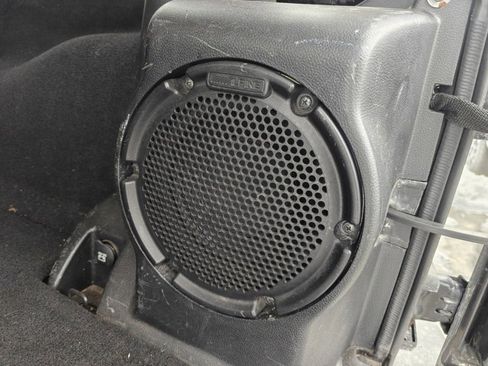 Used 2014 Jeep Wrangler Unlimited Sahara w/ Connectivity Group image 10