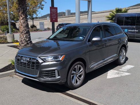 Used 2023 Audi Q7 2.0T Premium w/ Convenience Package AWD/4WD image 1