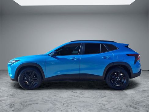 Used 2025 Chevrolet Trax ACTIV w/ Sunroof Package image 5