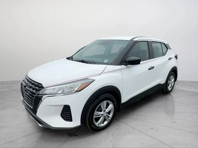 Used 2022 Nissan Kicks S