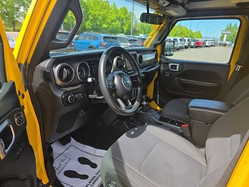Used 2019 Jeep Wrangler Unlimited Sport S AWD/4WD image 12