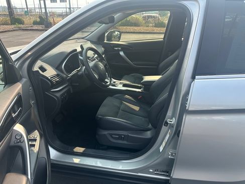 Used 2025 Mitsubishi Eclipse Cross SE AWD/4WD image 13