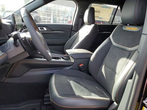 New 2026 Ford Explorer Tremor w/ Tremor Convenience Package image 17