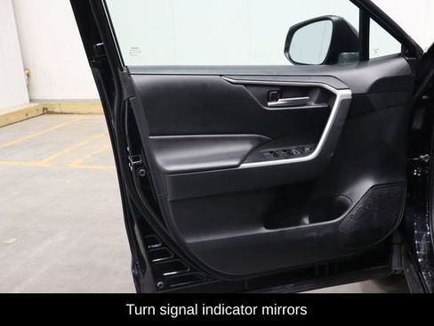 Used 2023 Toyota RAV4 XLE image 15