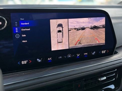 Used 2025 Chevrolet Tahoe LT AWD/4WD image 34