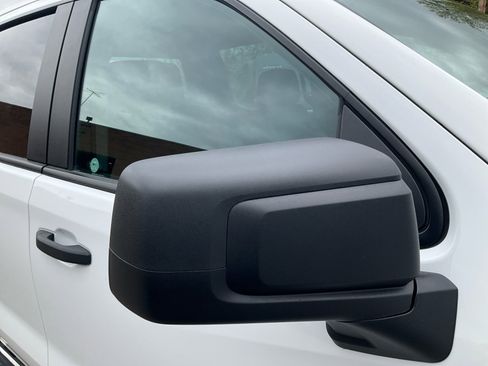 Used 2025 Chevrolet Silverado 1500 W/T w/ Z71 Off-Road Package AWD/4WD image 23