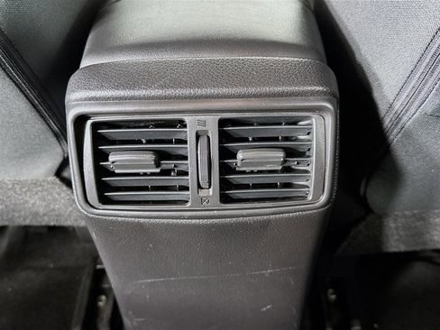 Certified 2022 Nissan Rogue Sport SV image 25