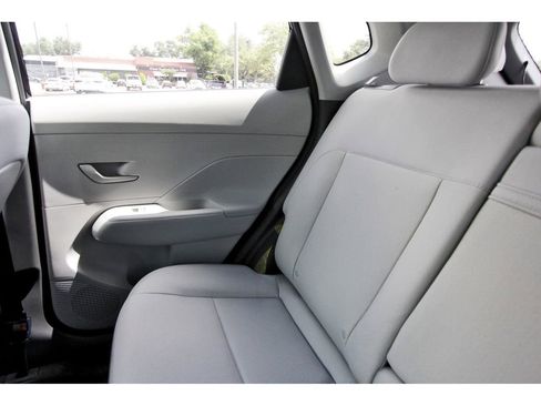 Certified 2025 Hyundai Kona SEL image 10