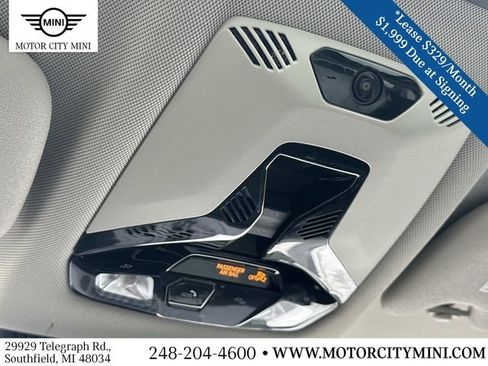 Certified 2025 MINI Cooper 2-Door Hardtop image 33