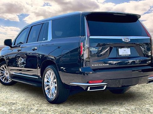 Used 2024 Cadillac Escalade ESV Premium Luxury w/ Performance Package RWD image 4