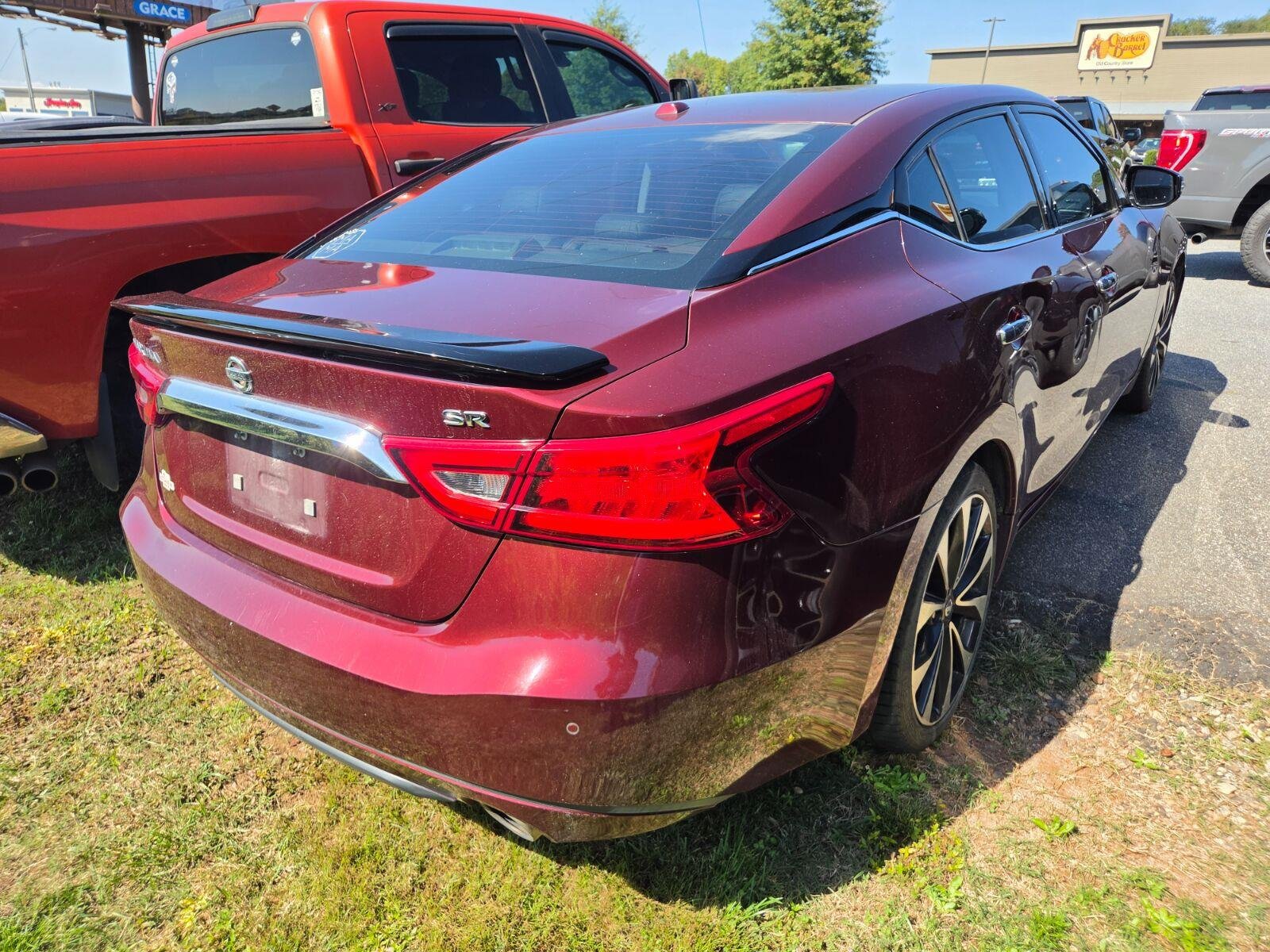 Used 2016 Nissan Maxima SR FWD image 5